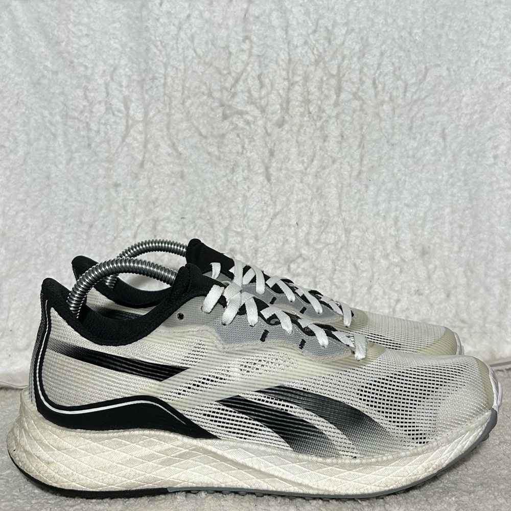 Reebok Womens Floatride Energy Grey Running Athletic Sneaker Shoes SZ US 9